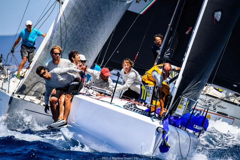 Formazione outdoor in barca a vela